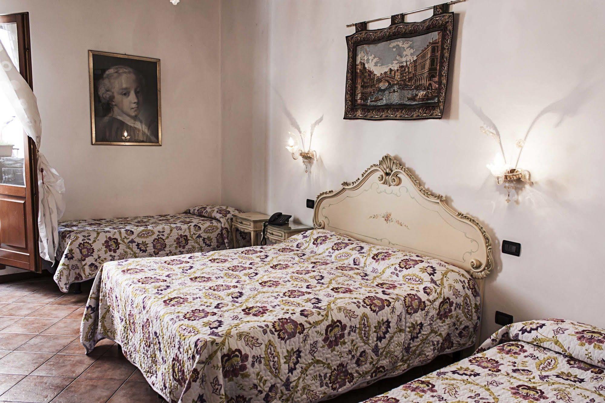 Ss. Giovanni E Paolo Affittacamere