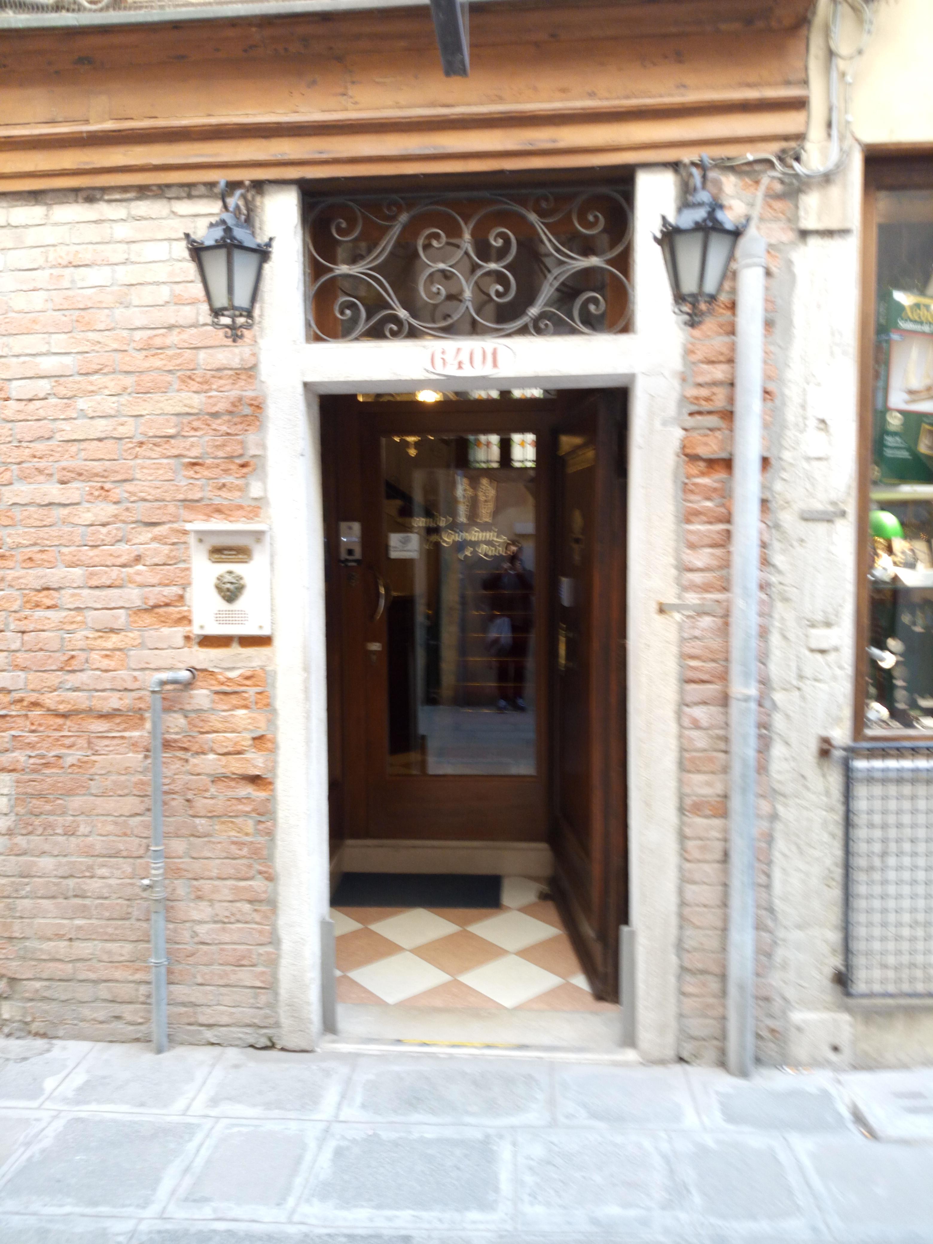 Gasthof Alloggi Ss Giovanni E Paolo Venedig